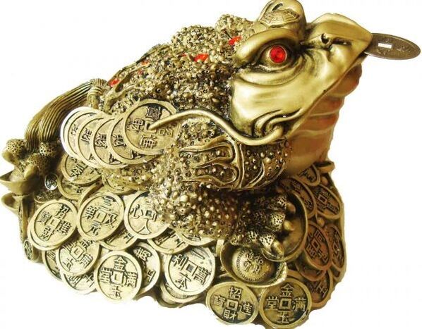 The three-legged frog will bring lasting prosperity and success to the house. 